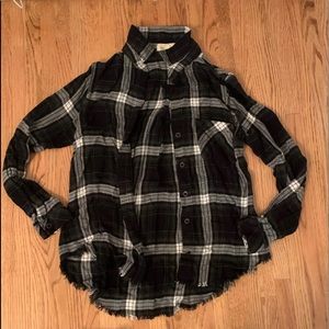 Black and white flannel long sleeve